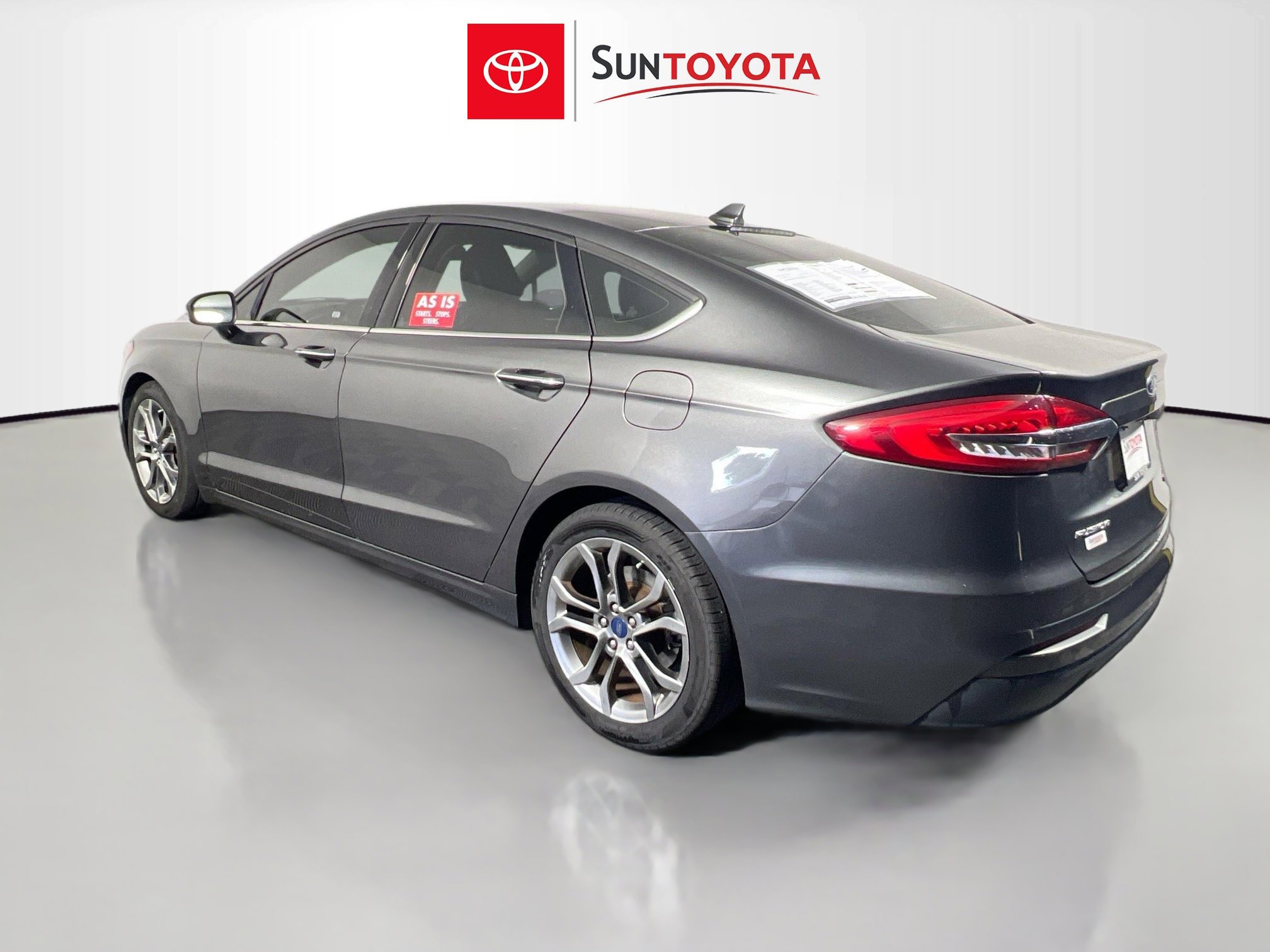 Used 2020 Ford Fusion SEL FWD image 6