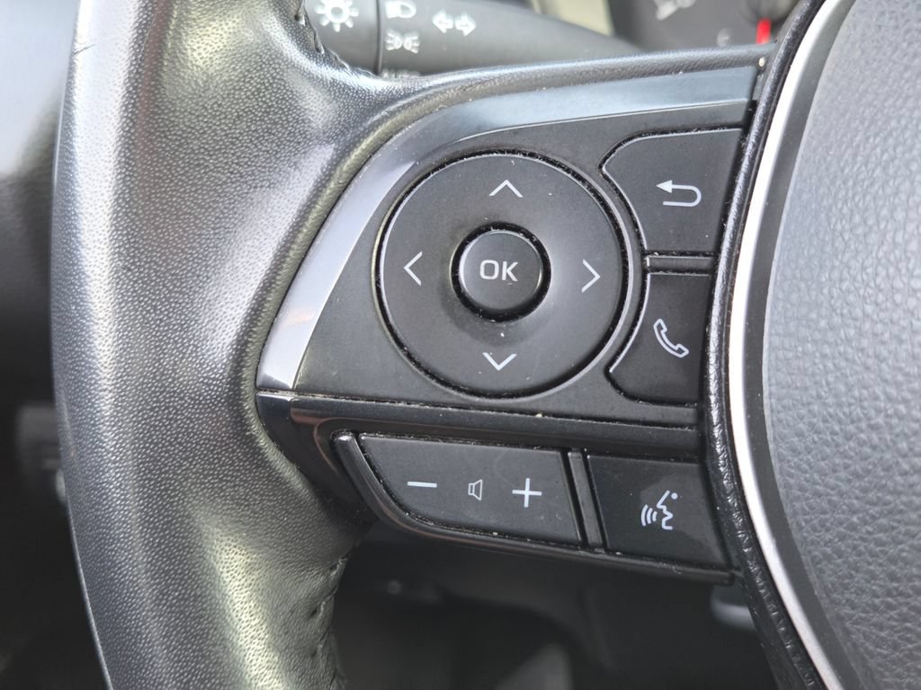 Used 2020 Toyota Corolla SE FWD image 13
