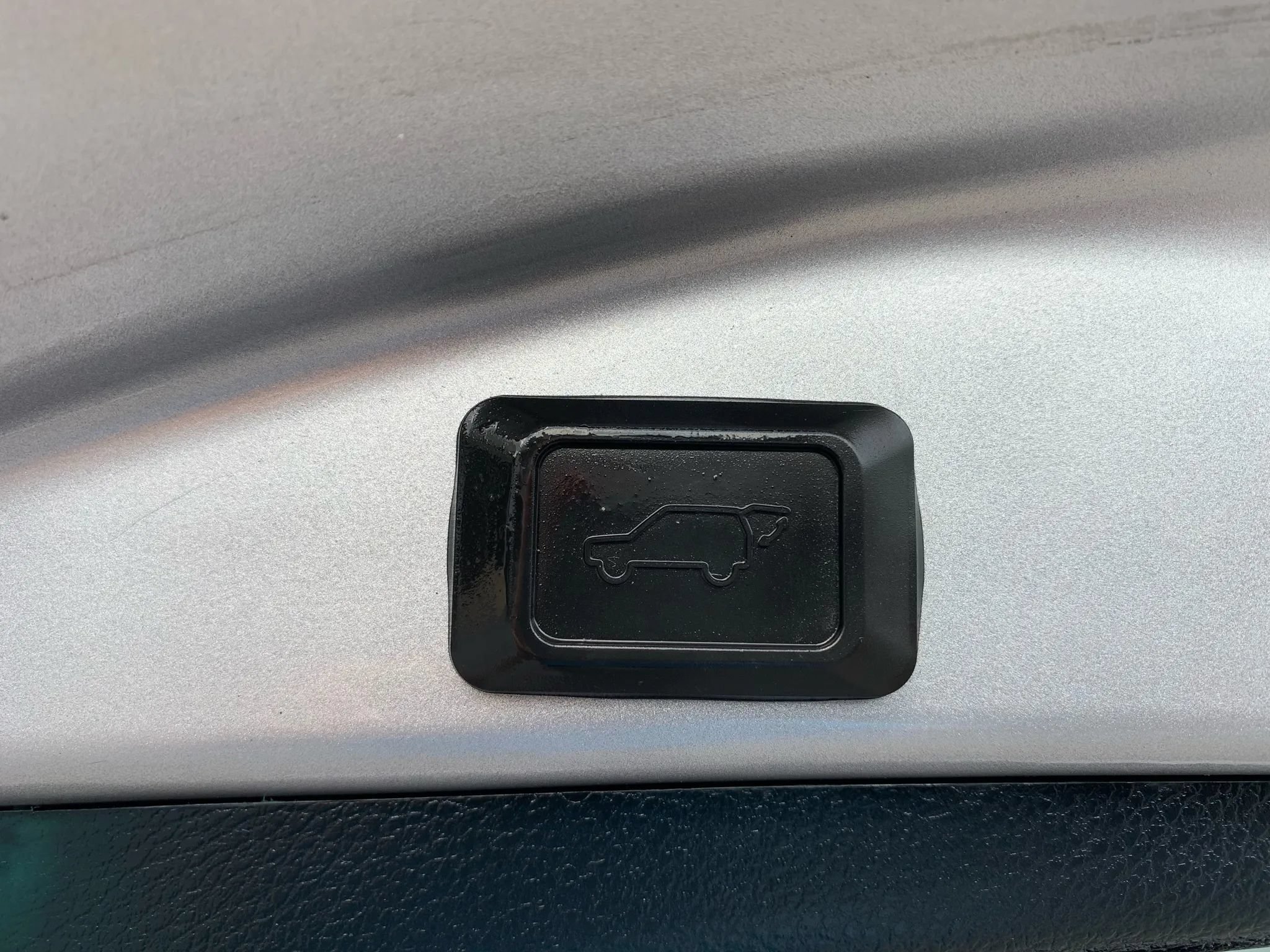 Used 2016 Toyota RAV4 Limited FWD image 35
