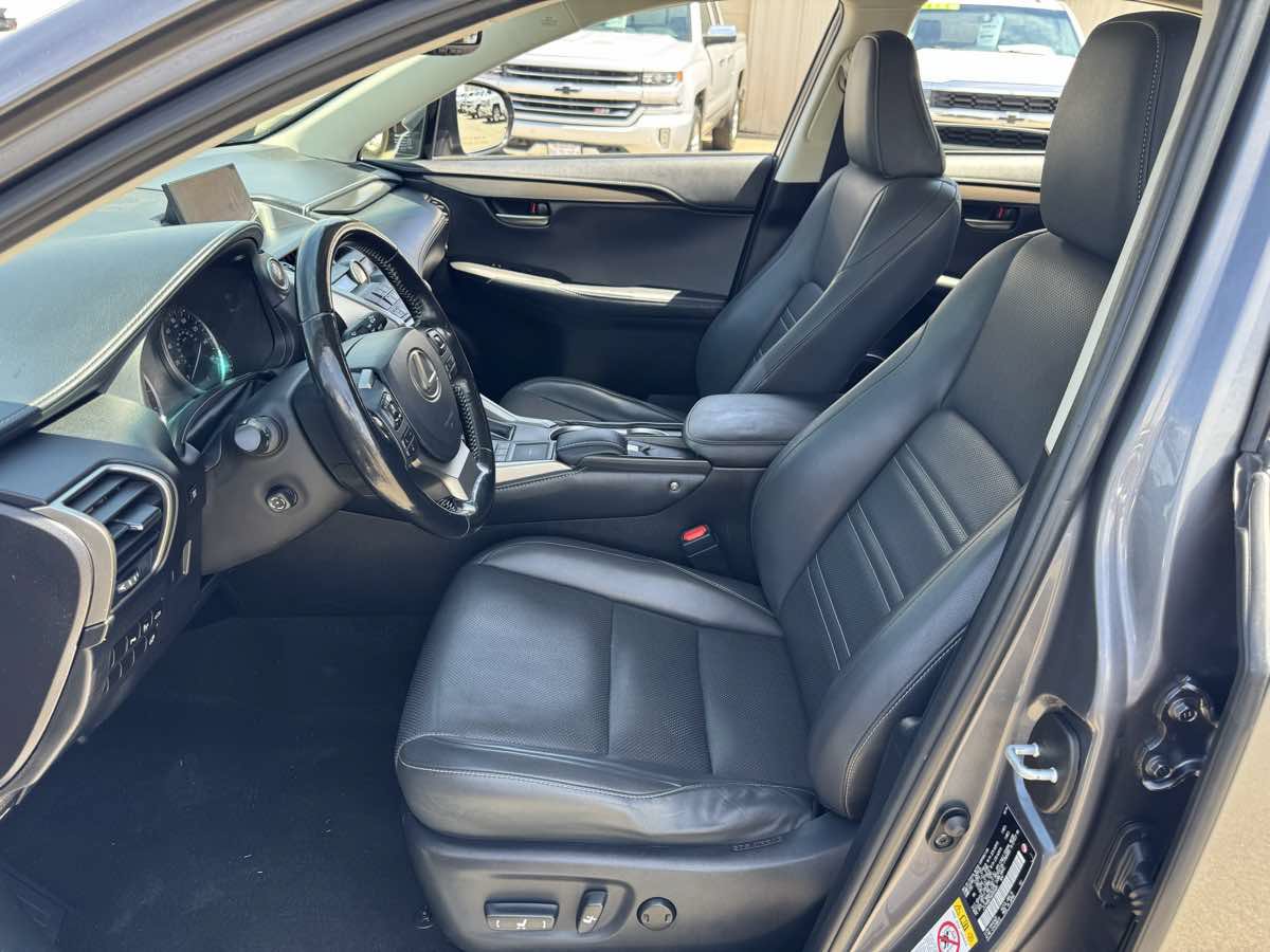 Used 2017 Lexus NX 200t FWD w/ Premium Package image 22
