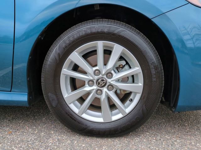 Used 2026 Toyota Camry LE image 11