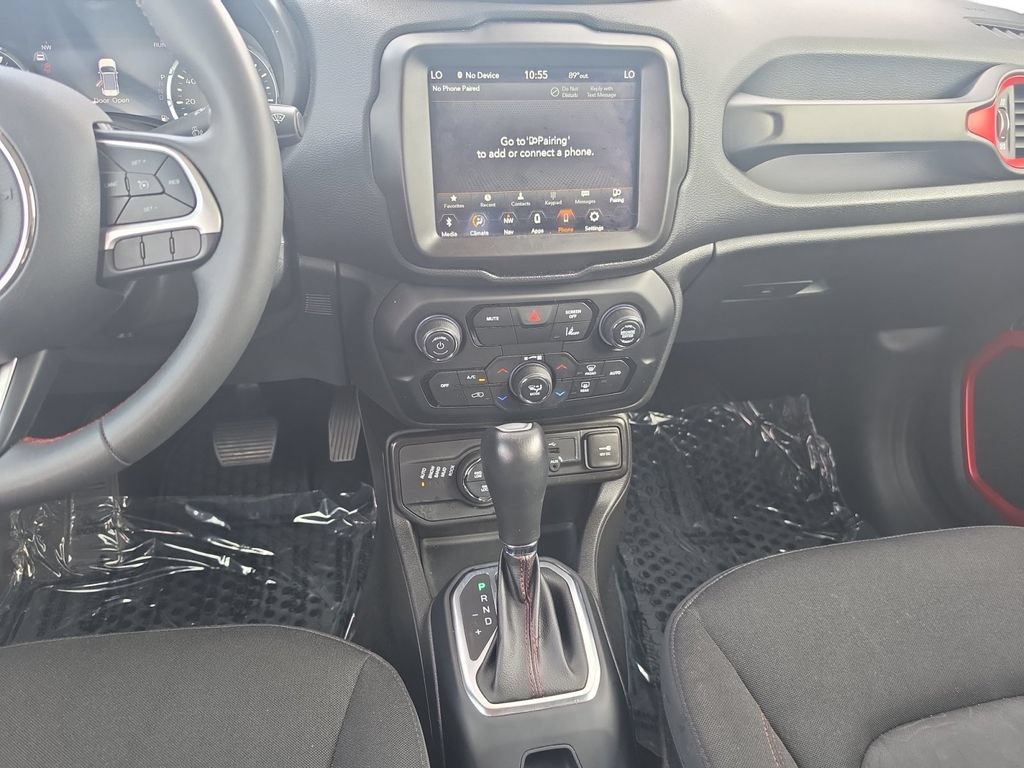 Used 2023 Jeep Renegade Trailhawk AWD/4WD image 12