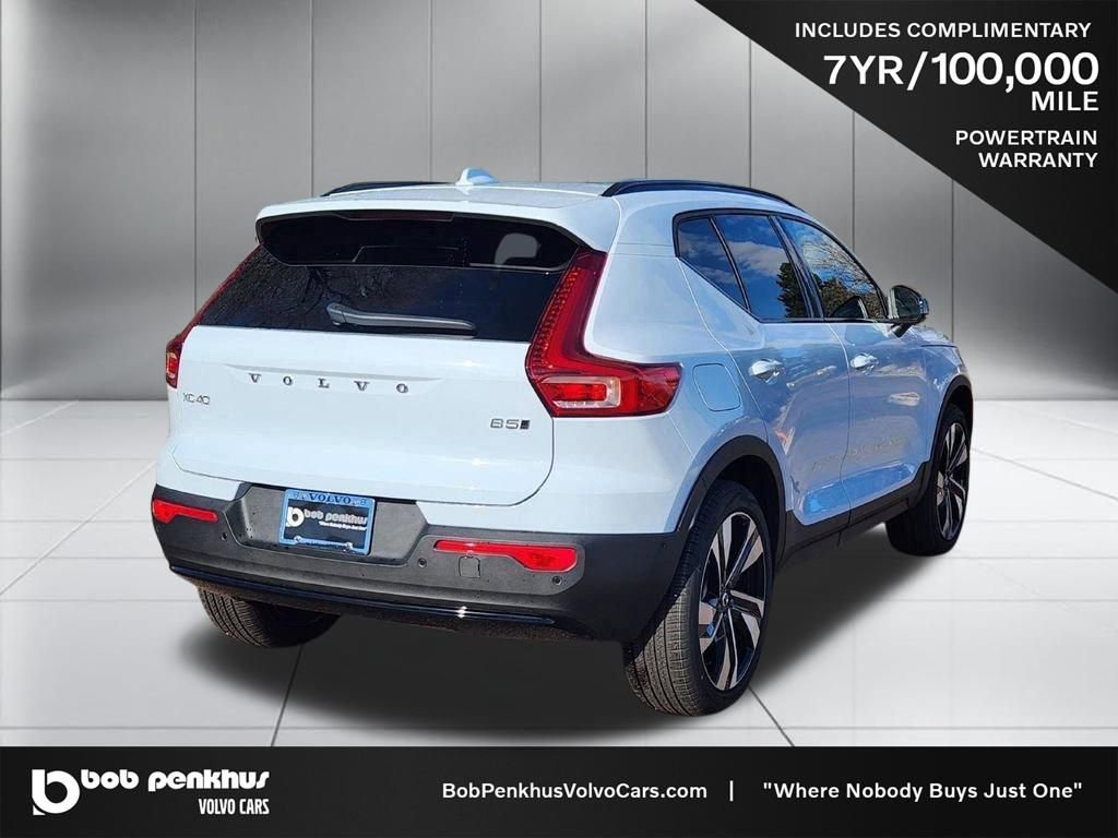 New 2026 Volvo XC40 B5 Ultra w/ Climate Package image 28