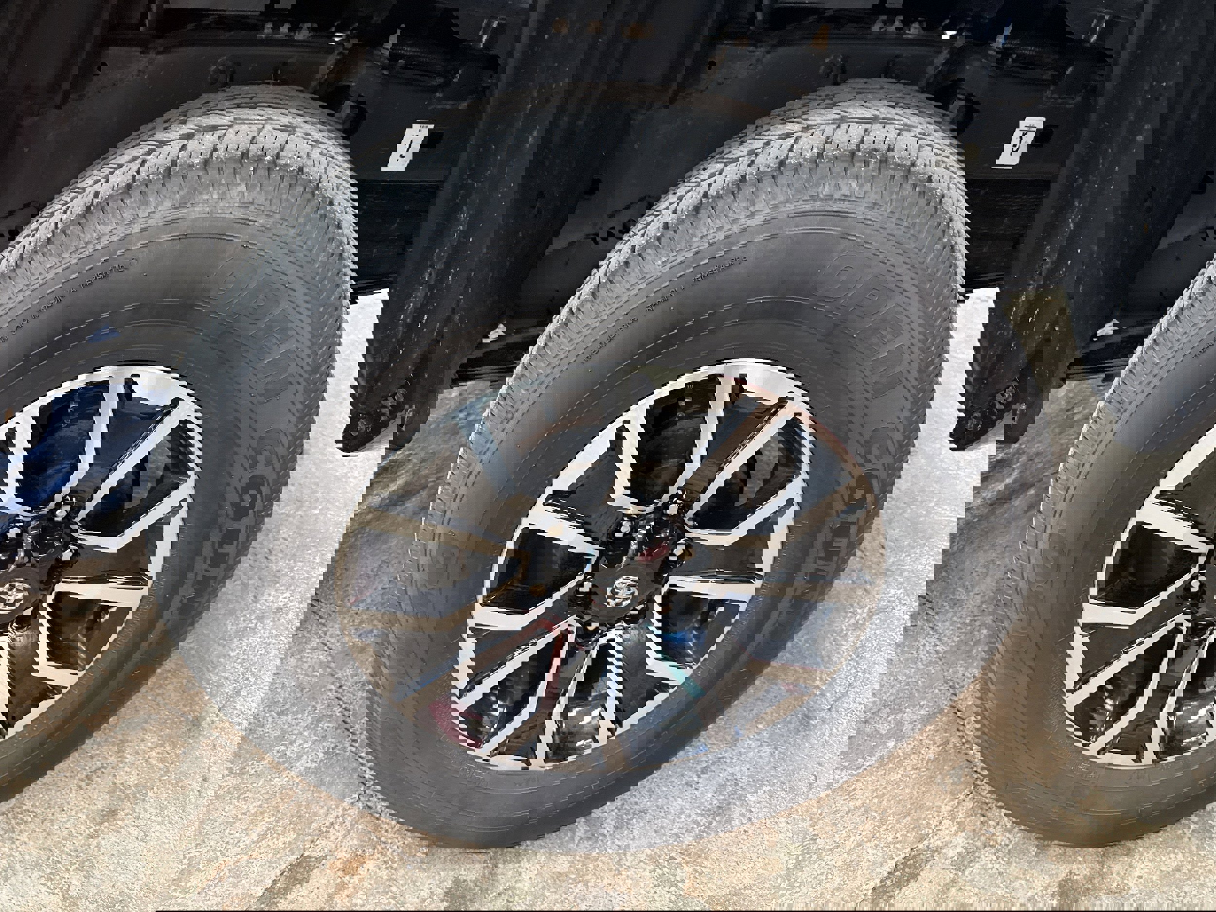 Used 2023 Toyota Tacoma TRD Sport image 8