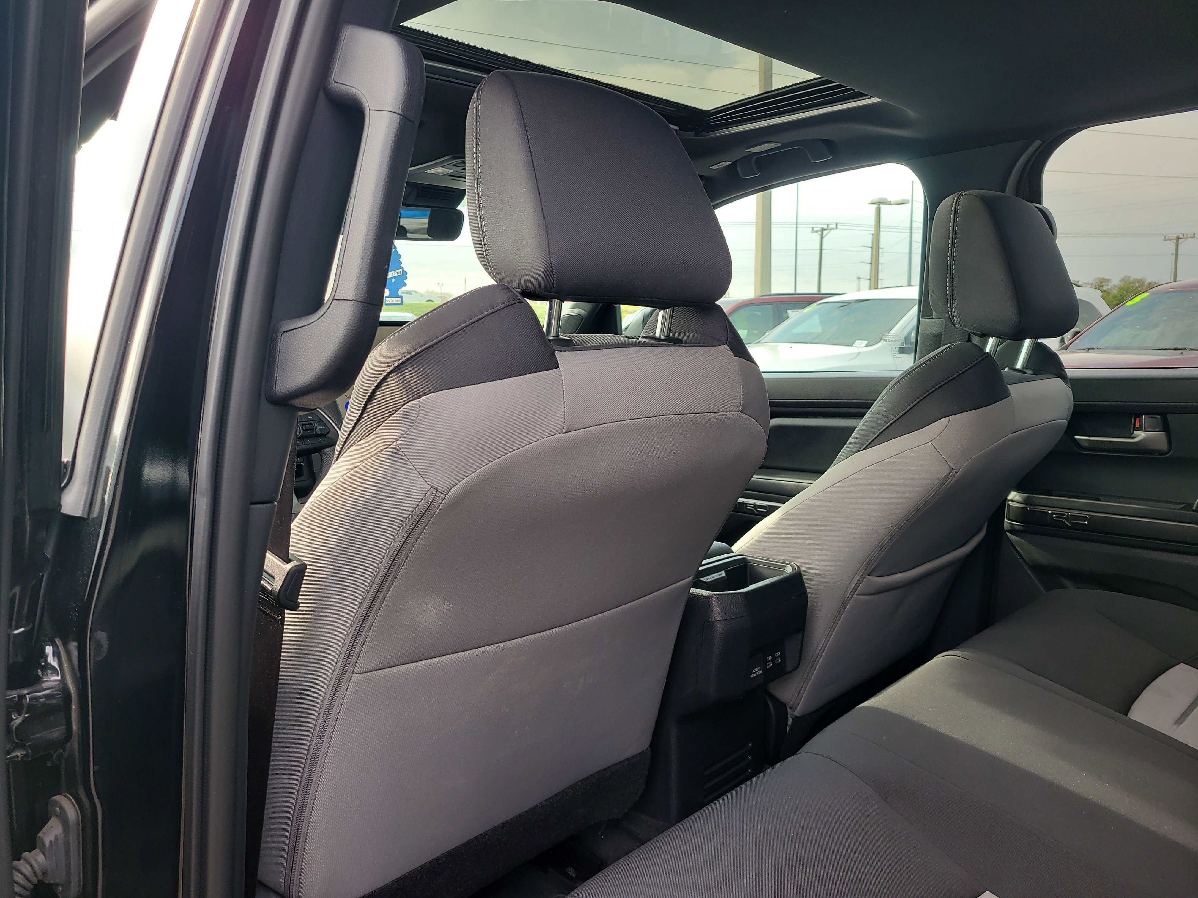 Used 2024 Toyota Tacoma TRD Sport w/ TRD Sport Upgrade Package image 12