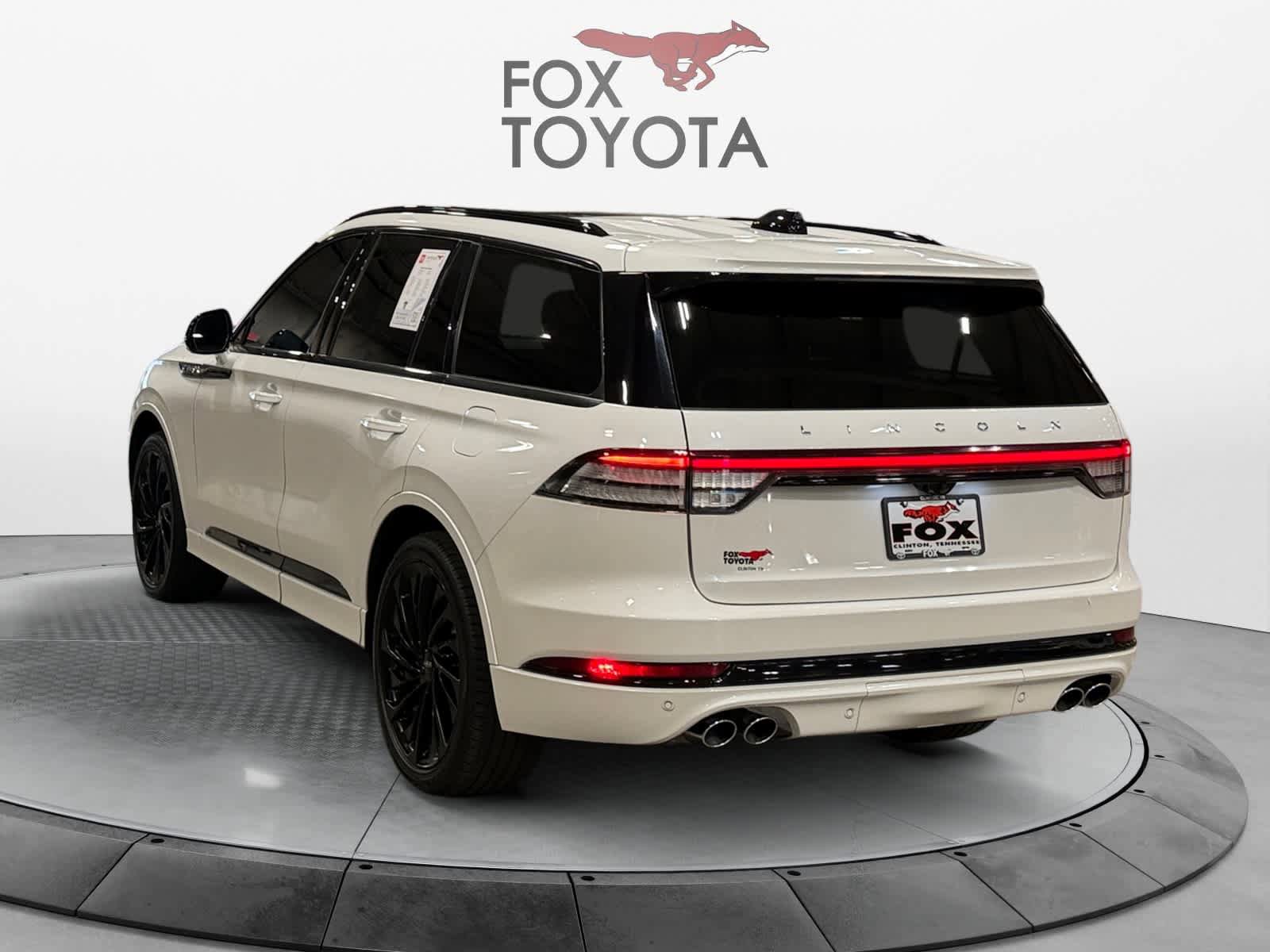Used 2025 Lincoln Aviator Reserve w/ Equipment Group 201A AWD/4WD image 4