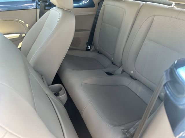 Used 2018 Volkswagen Beetle 2.0T SE image 10