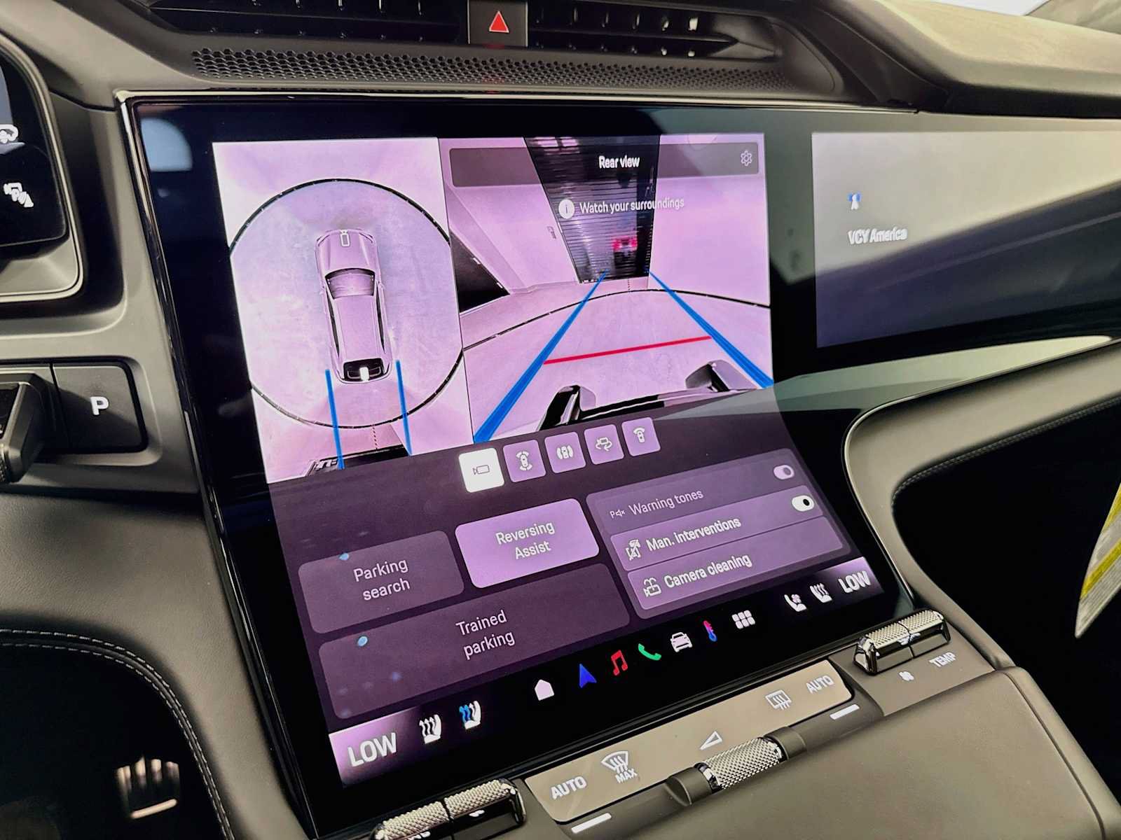 New 2026 Porsche Cayenne Turbo Electric AWD/4WD image 19