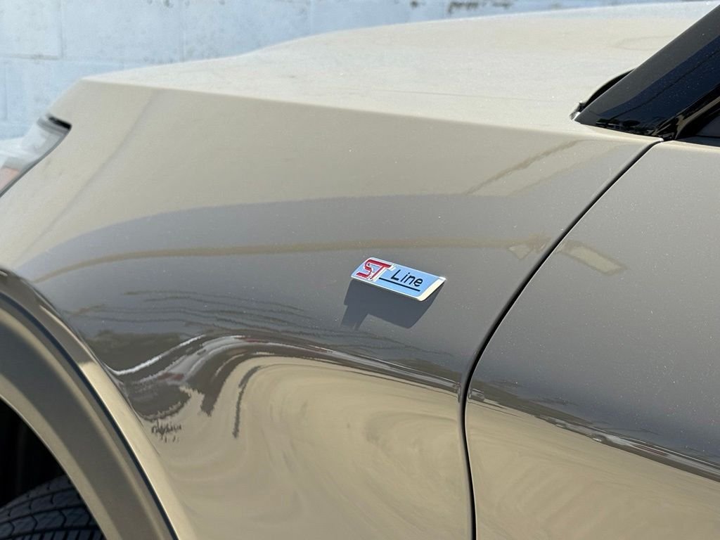 New 2026 Ford Explorer ST-Line w/ ST-Line Street Pack RWD image 18