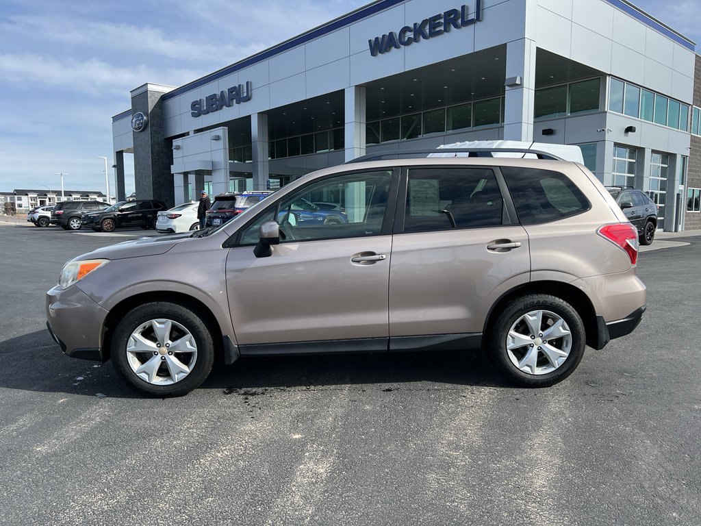 Used 2014 Subaru Forester 2.5i Premium w/ All-Weather Package image 2