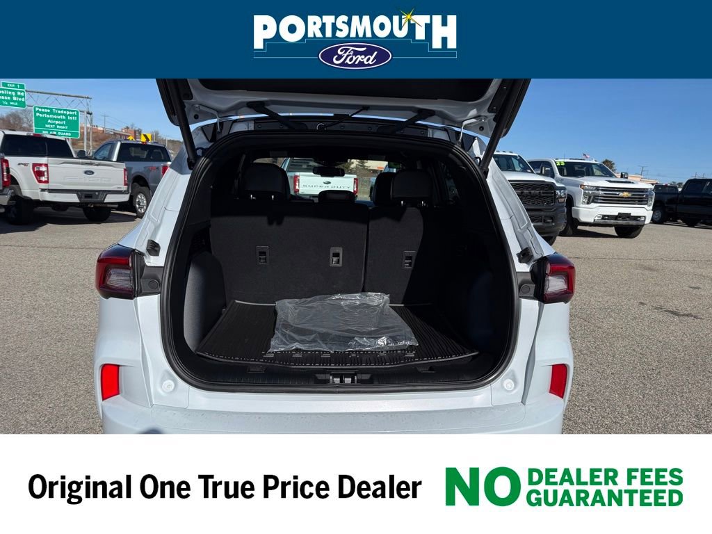 Used 2025 Ford Escape ST-Line Elite image 12