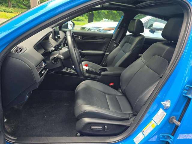 Used 2023 Honda Civic Sport Touring image 5