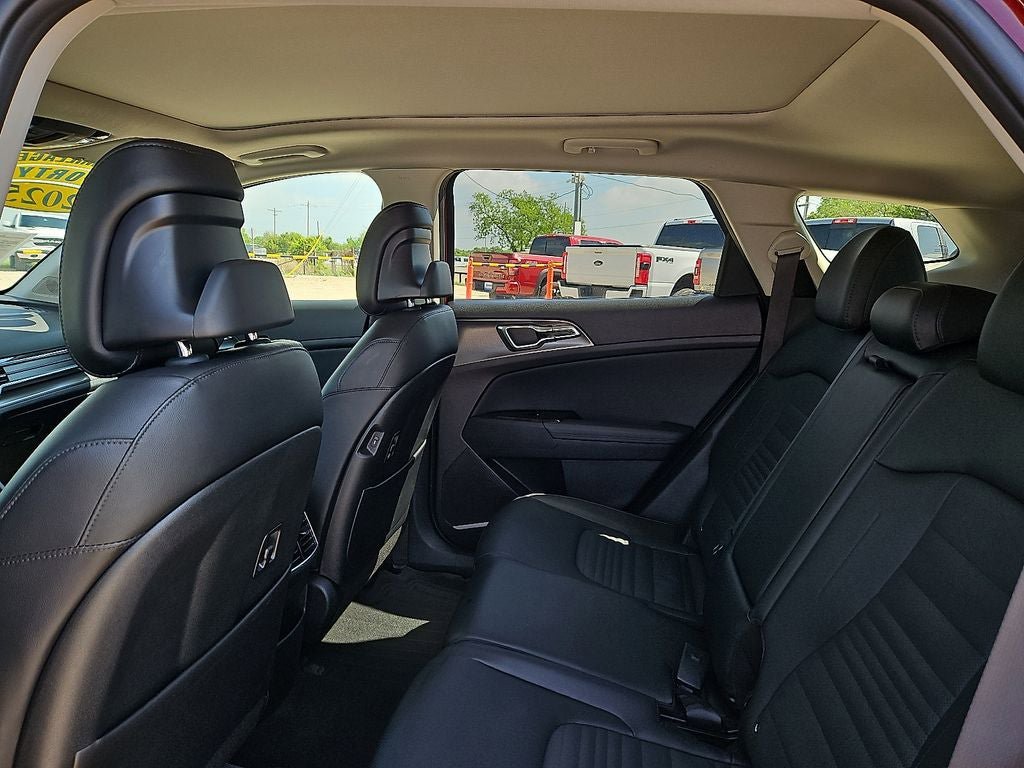 Used 2025 Kia Sportage SX FWD image 18