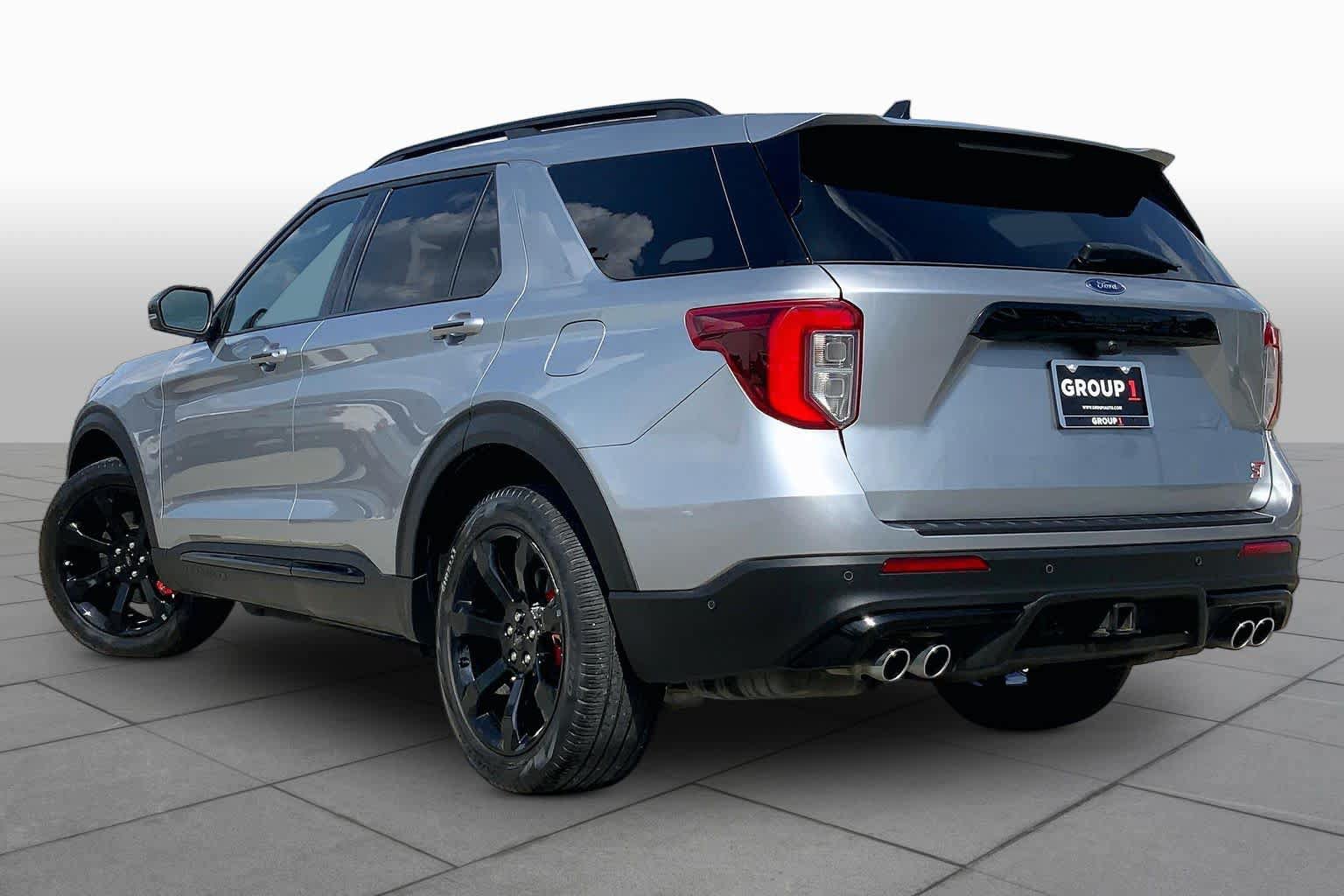 Used 2022 Ford Explorer ST w/ Equipment Group 401A AWD/4WD image 12