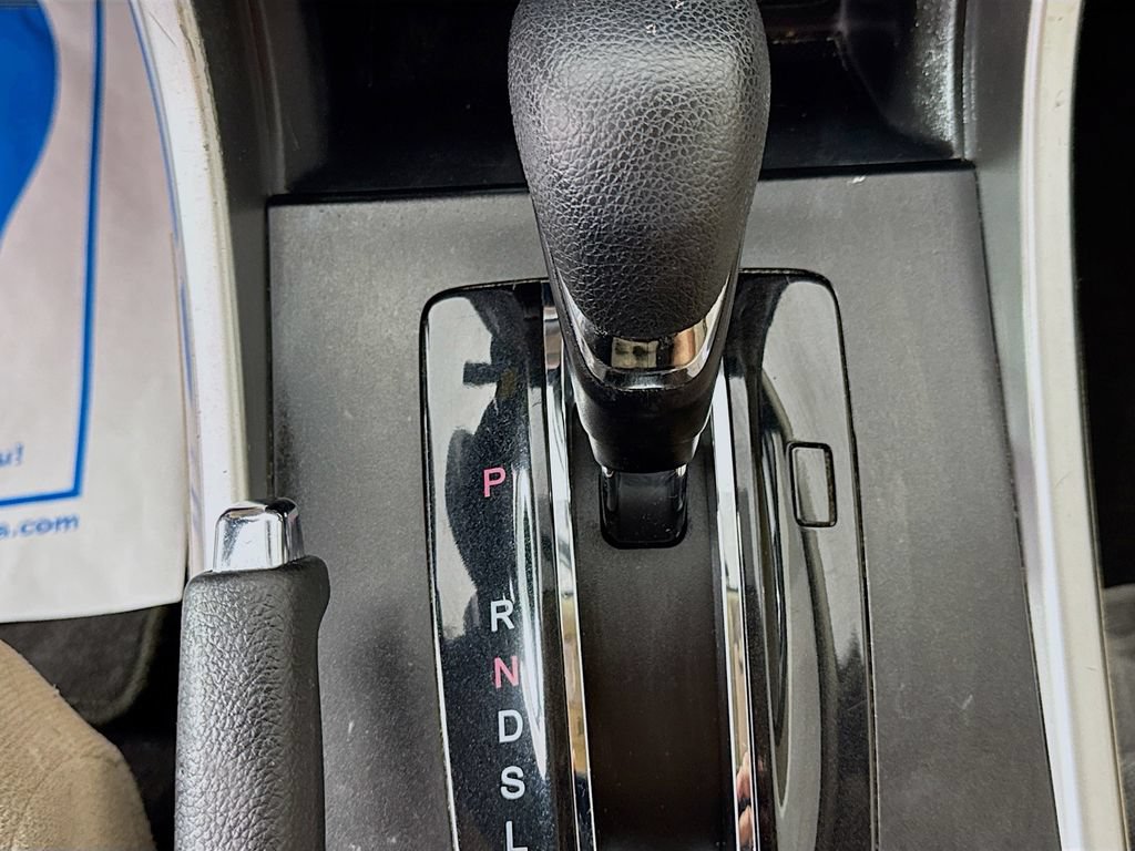 Used 2013 Honda Accord LX image 19