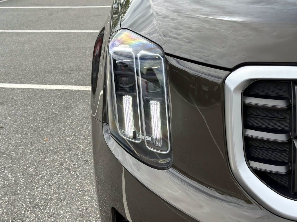 Used 2023 Kia Telluride SX Prestige AWD/4WD image 9