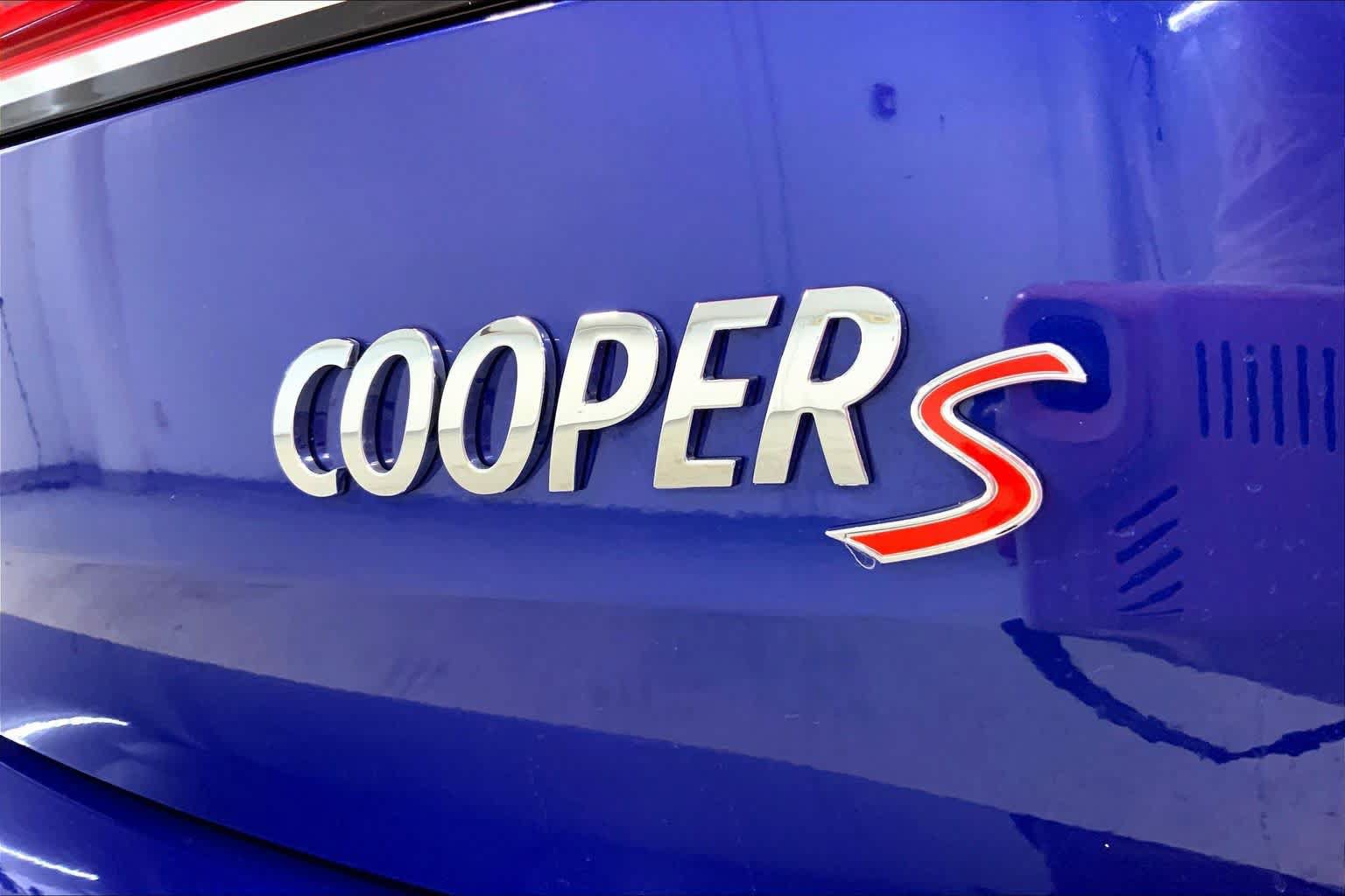 Used 2019 MINI Cooper Clubman S w/ Starlight Blue Edition FWD image 9