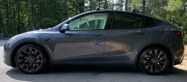 Used 2023 Tesla Model Y Performance AWD/4WD image 4