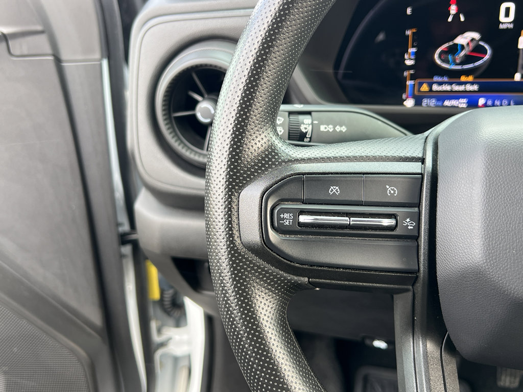 Used 2023 Chevrolet Colorado Trail Boss image 30