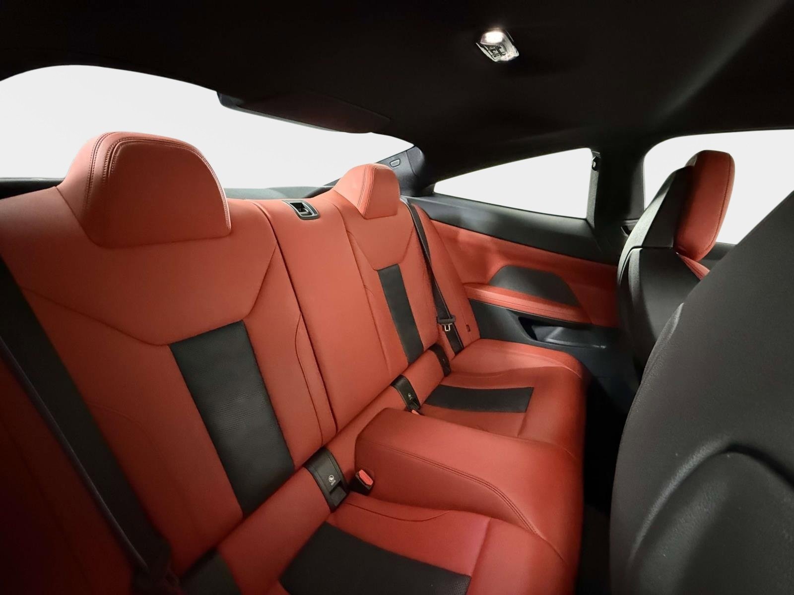 Used 2025 BMW M4 Coupe w/ Parking Assistance Package image 61