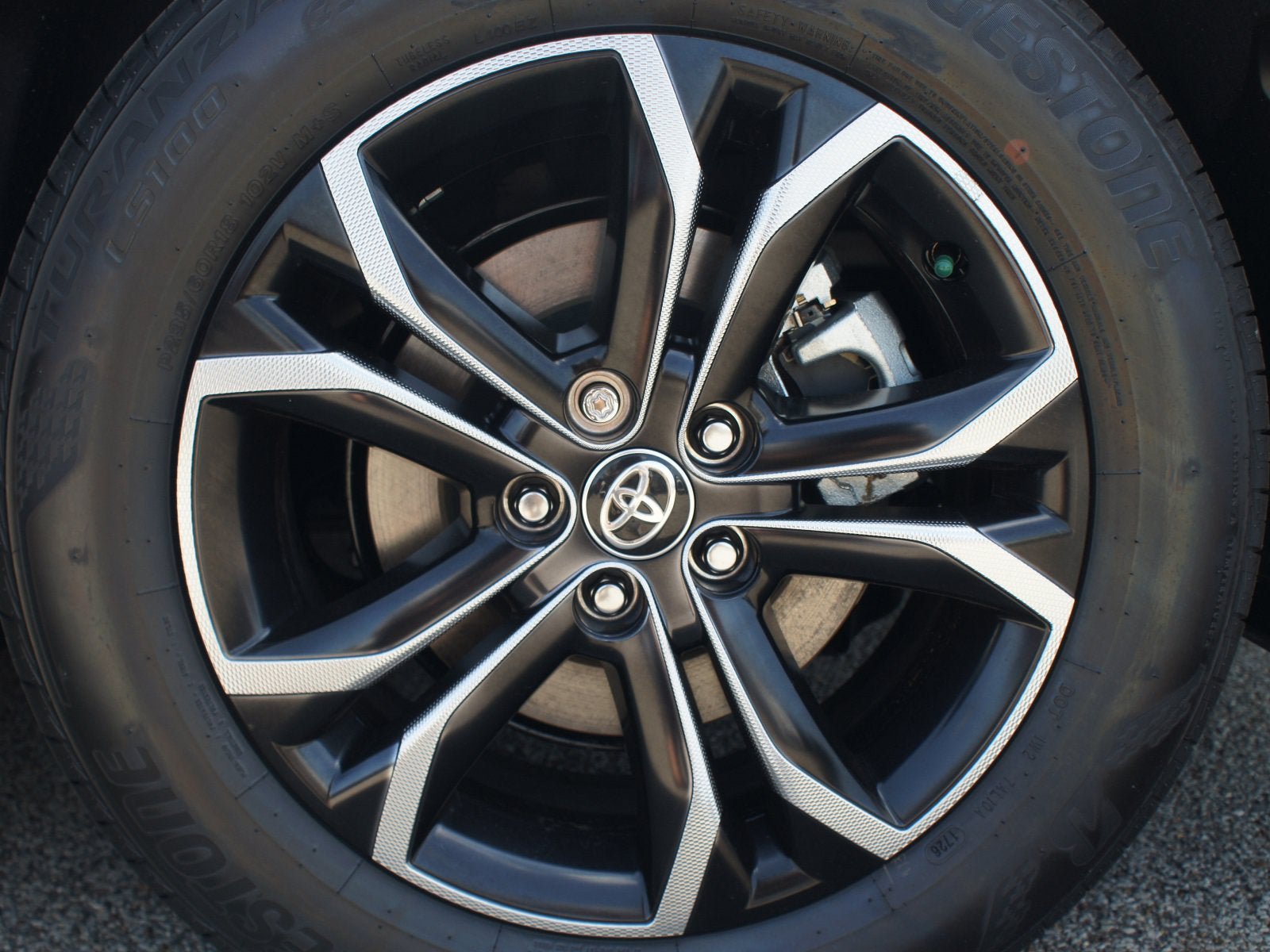 New 2026 Toyota Sienna Platinum AWD/4WD image 12