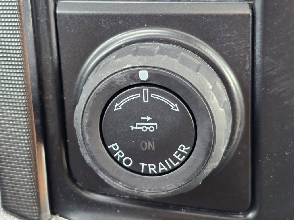 Used 2021 Ford F150 Platinum w/ Equipment Group 701A High AWD/4WD image 13