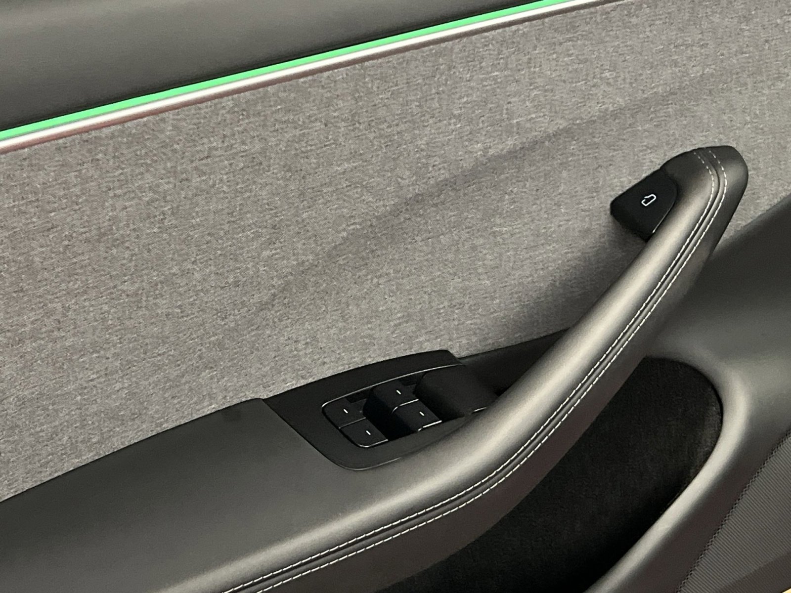 Used 2025 Tesla Model 3 Long Range image 12