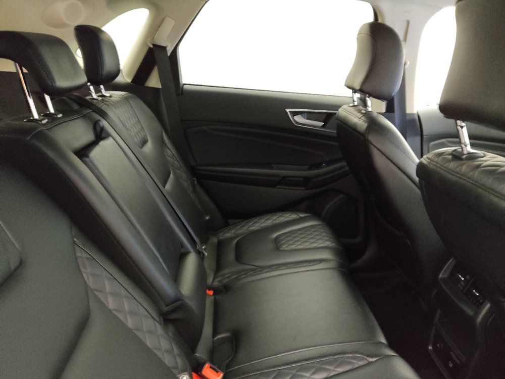 Used 2024 Ford Edge Titanium AWD/4WD image 19