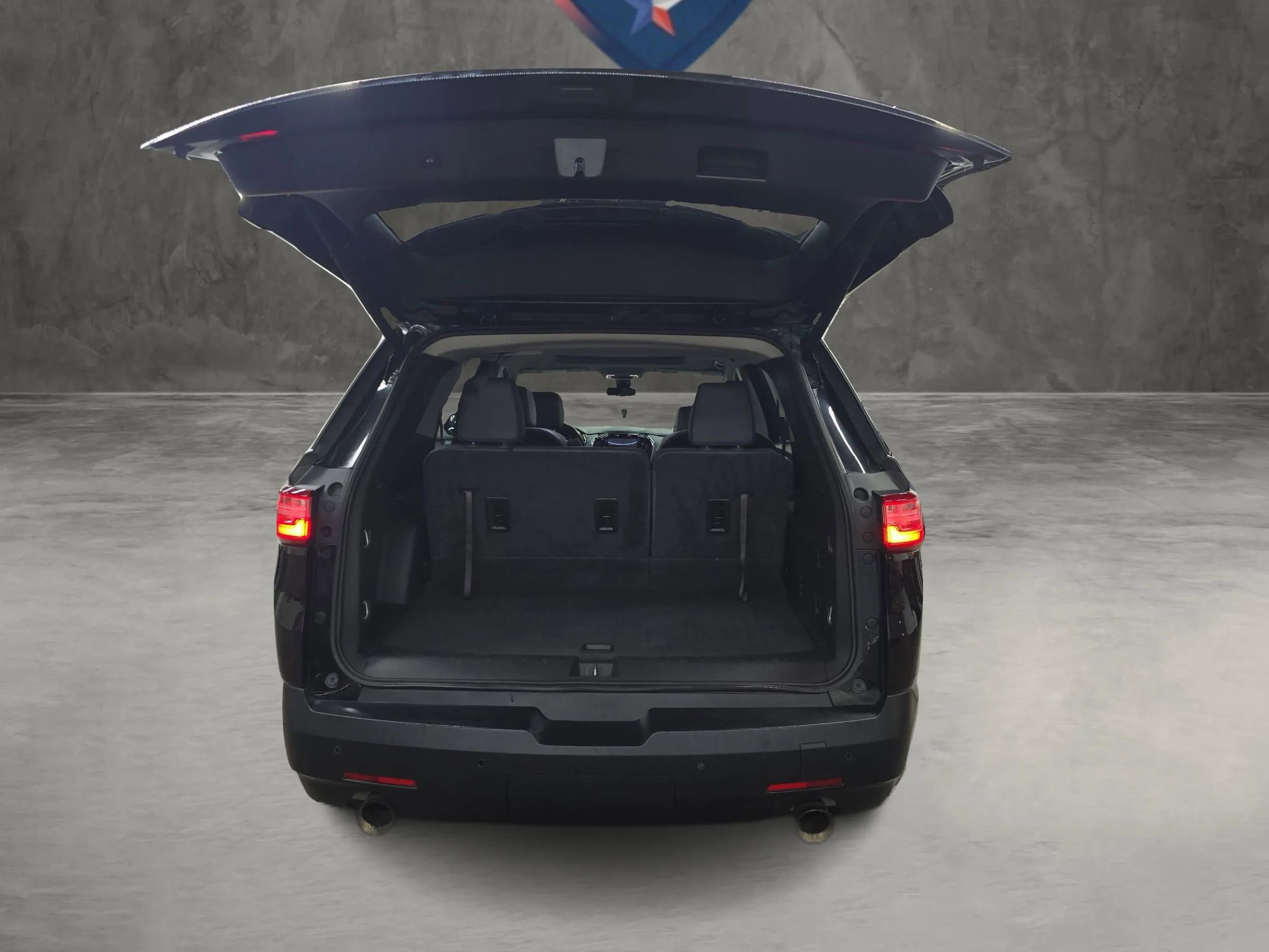 Used 2019 Chevrolet Traverse LT w/ LT Premium Package image 12