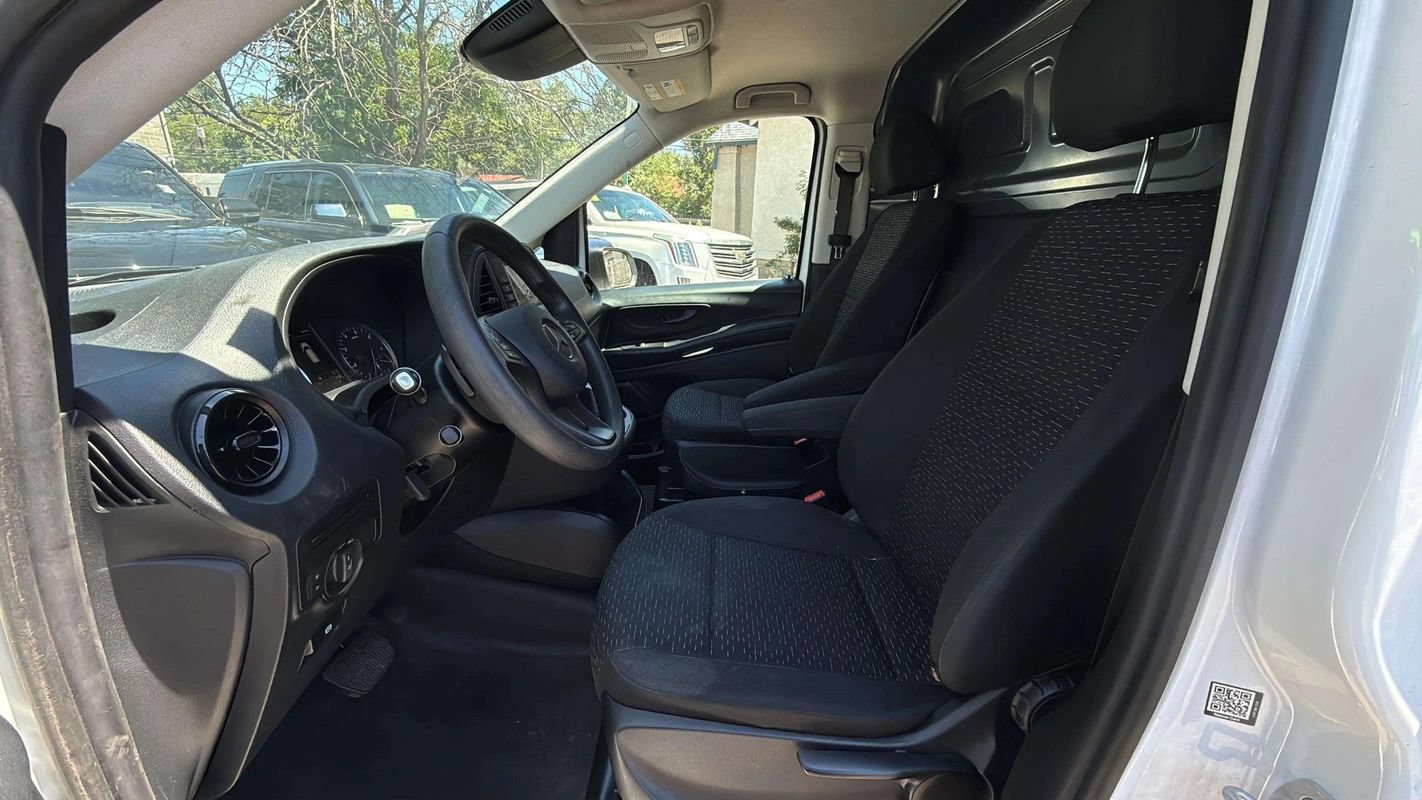 Used 2023 Mercedes-Benz Metris image 14