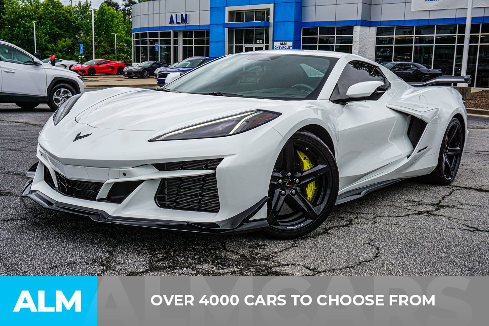 Used 2024 Chevrolet Corvette Z06 w/ Z07 Performance Package RWD image 3
