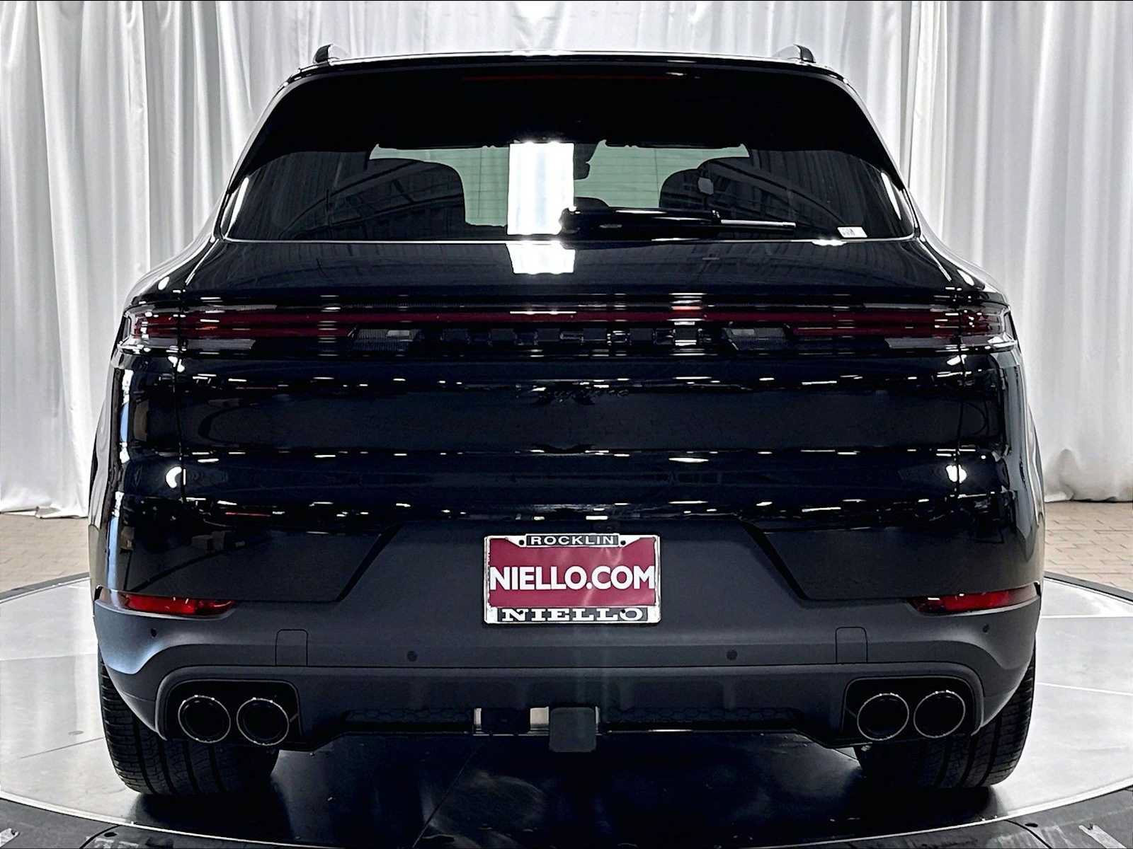 New 2026 Porsche Cayenne AWD/4WD image 6
