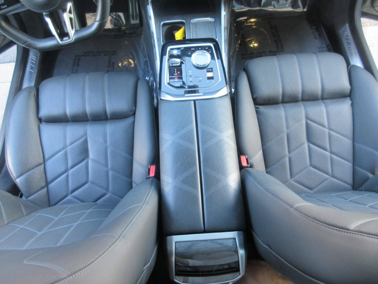 Used 2023 BMW 760i xDrive AWD/4WD image 20