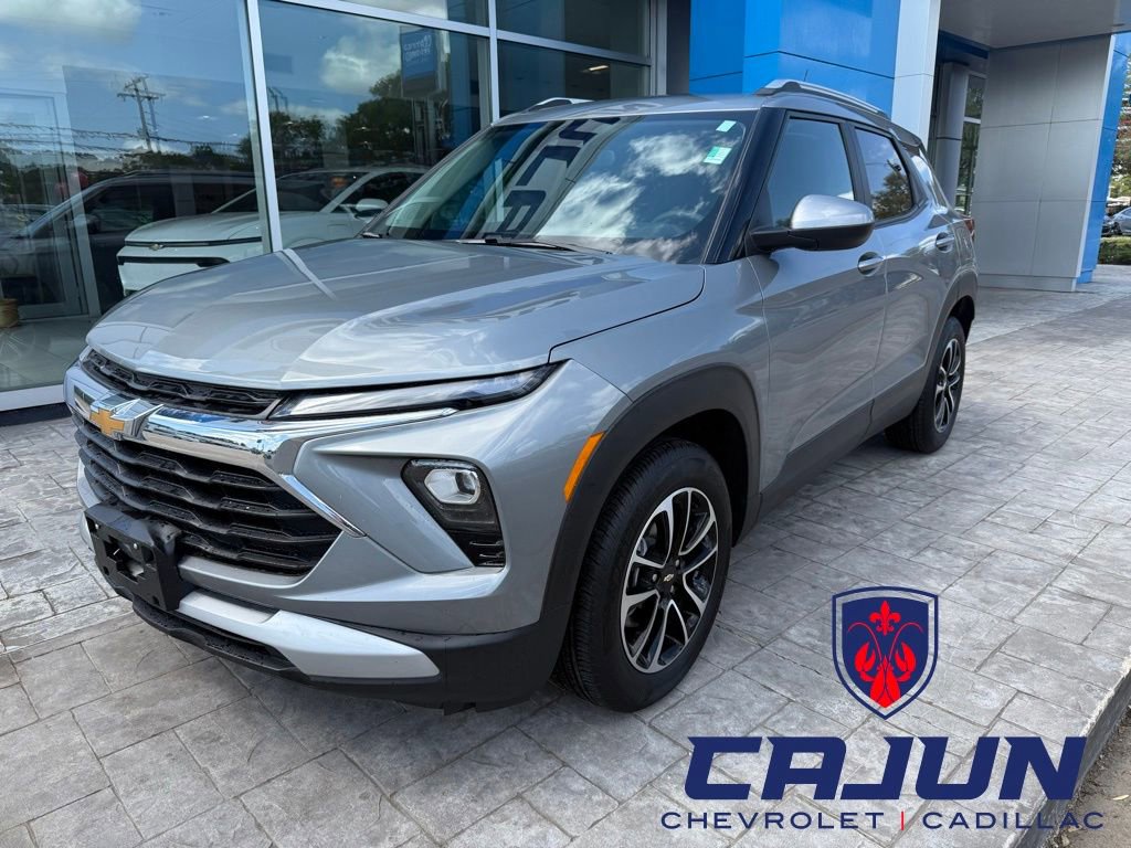 Used 2025 Chevrolet TrailBlazer LT image 1