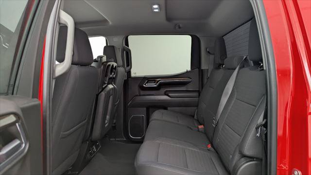 Used 2024 Chevrolet Silverado 1500 LT w/ Protection Package AWD/4WD image 17