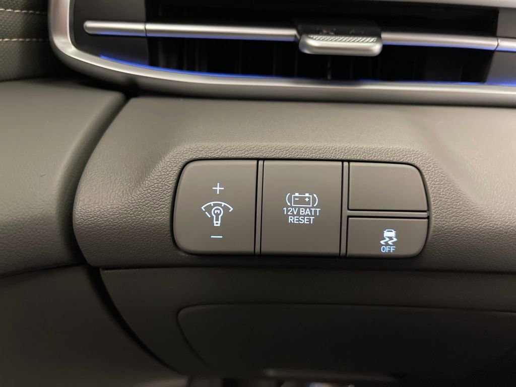 New 2026 Hyundai Elantra Sport image 30