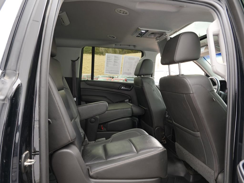 Used 2017 Chevrolet Suburban Premier image 28