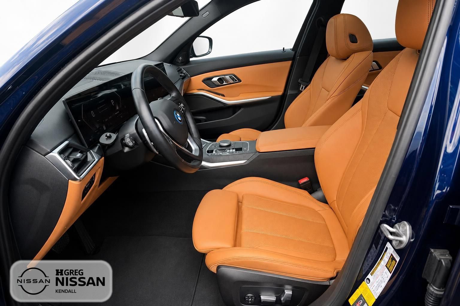 Used 2023 BMW 330e xDrive w/ Premium Package AWD/4WD image 7