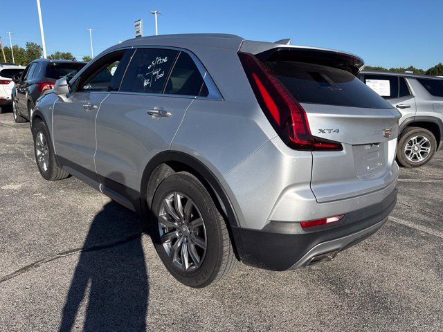 Used 2022 Cadillac XT4 Premium Luxury w/ Safety Alert Package FWD image 4
