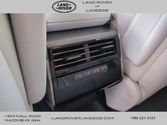 Used 2023 Land Rover Range Rover Sport SE AWD/4WD image 13