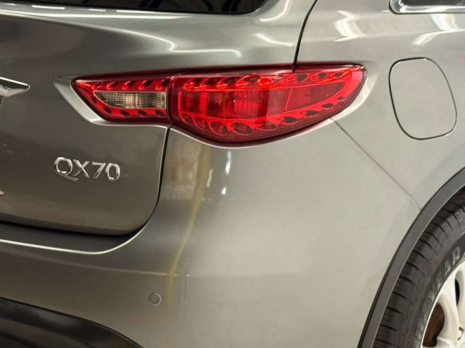 Used 2014 INFINITI QX70 3.7 w/ Premium Package image 10