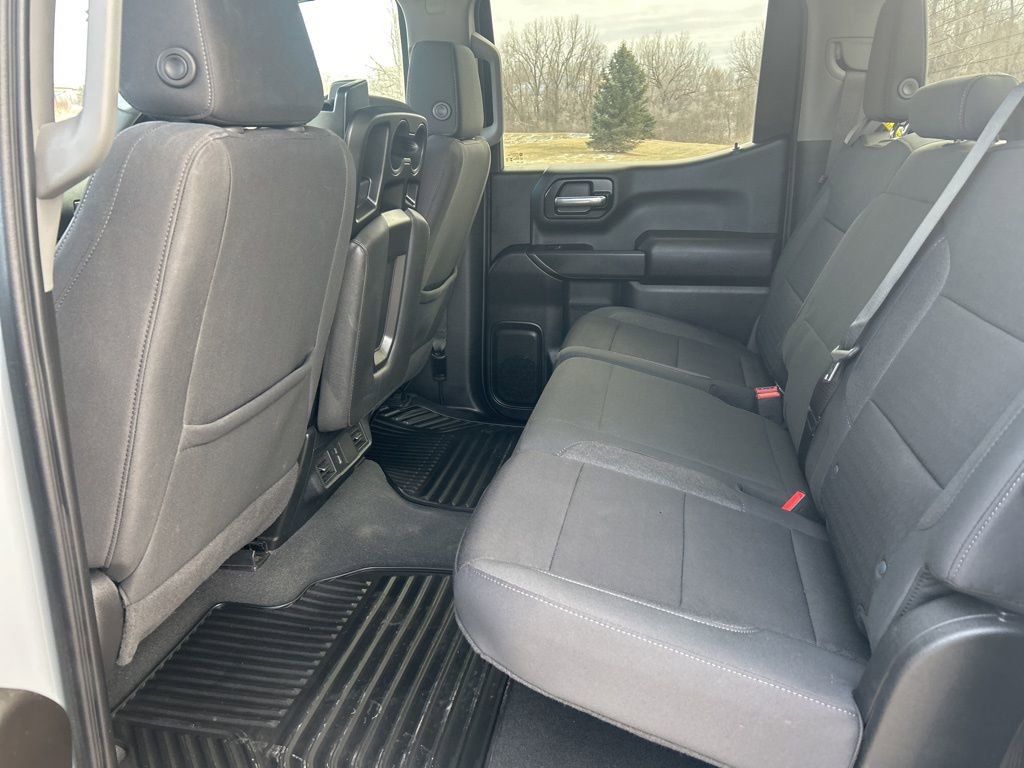 Used 2024 Chevrolet Silverado 1500 Custom w/ Turbomax Blackout Package image 19