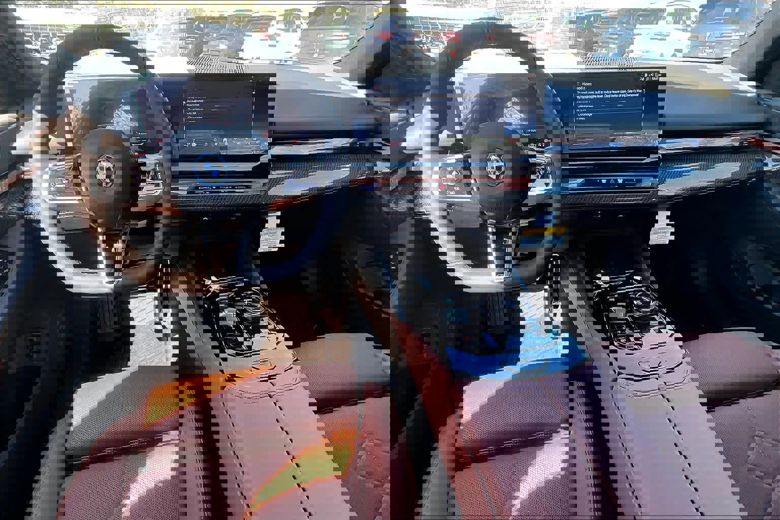 New 2026 BMW i5 eDrive40 w/ M Sport Package image 5