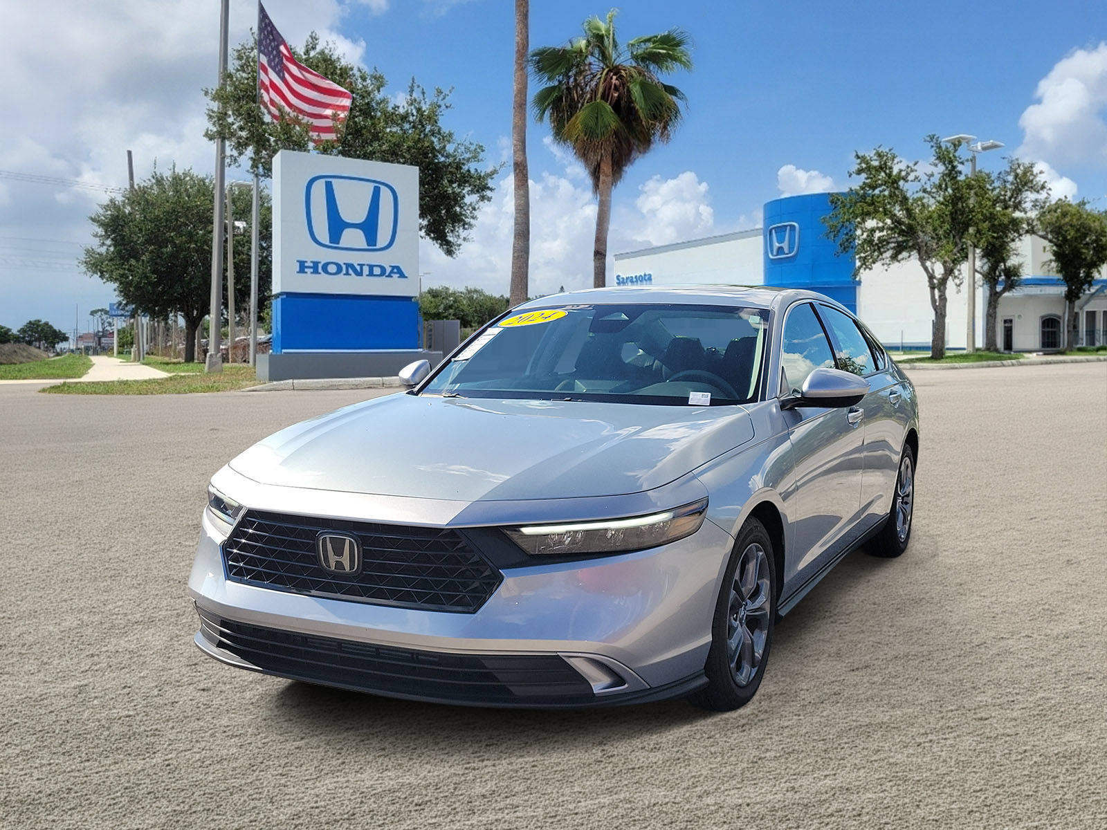 Used 2024 Honda Accord EX image 4