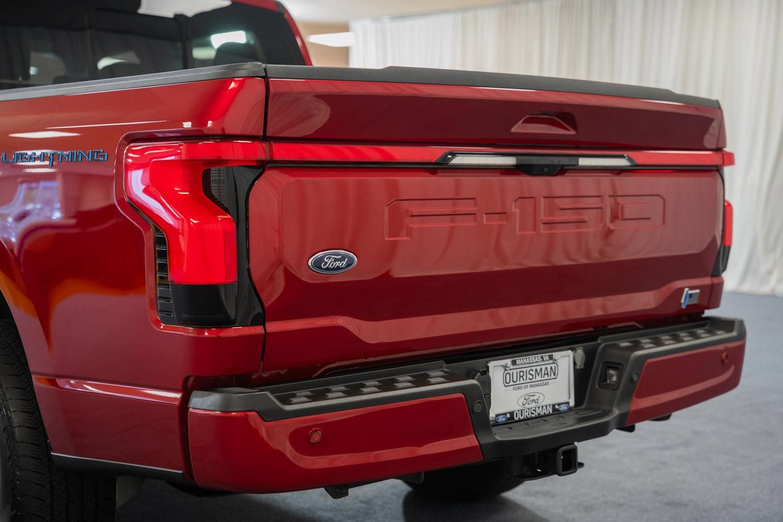 Certified 2023 Ford F150 Lightning Lariat AWD/4WD image 5