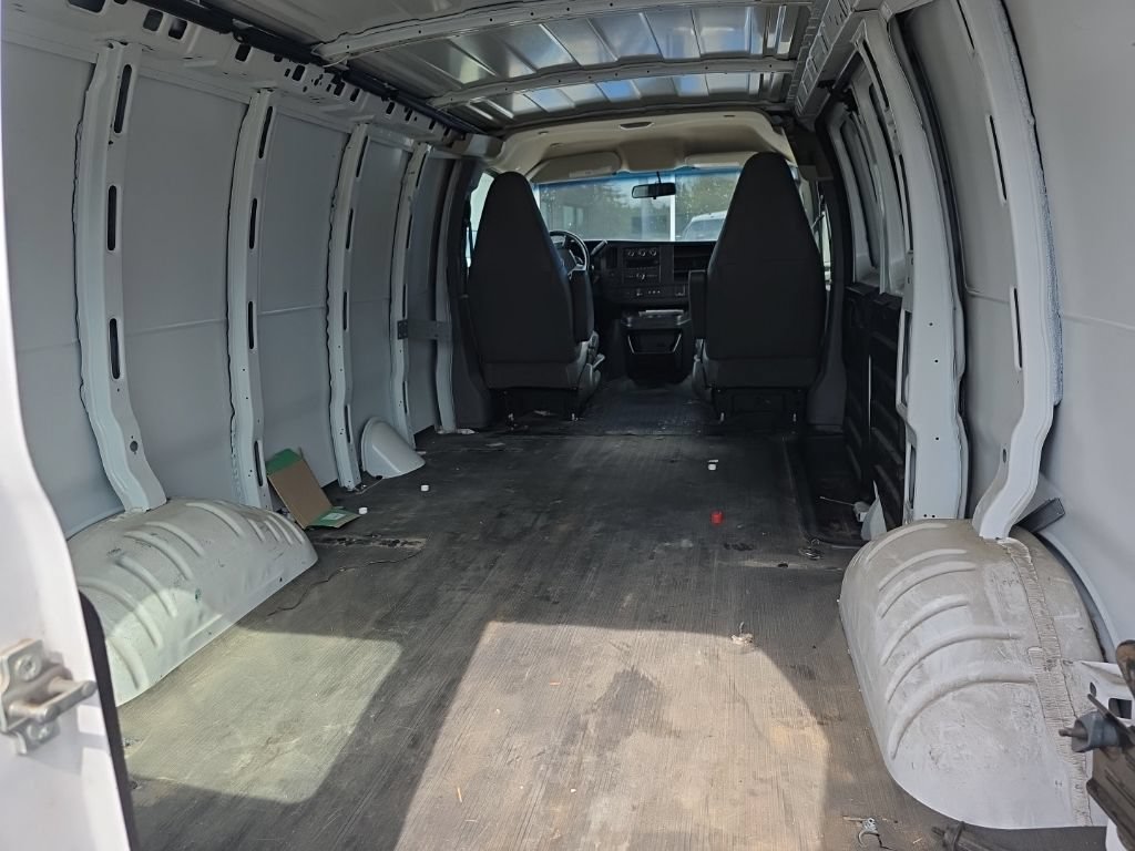 Used 2020 Chevrolet Express 2500 w/ Driver Convenience Package RWD image 8