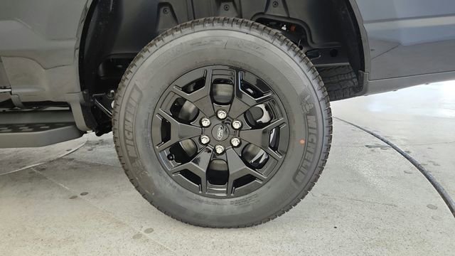 New 2025 Ford F150 Lightning XLT image 24