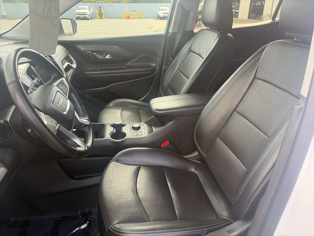Used 2023 GMC Terrain SLT AWD/4WD image 5