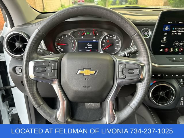 Used 2025 Chevrolet Blazer LT AWD/4WD image 11