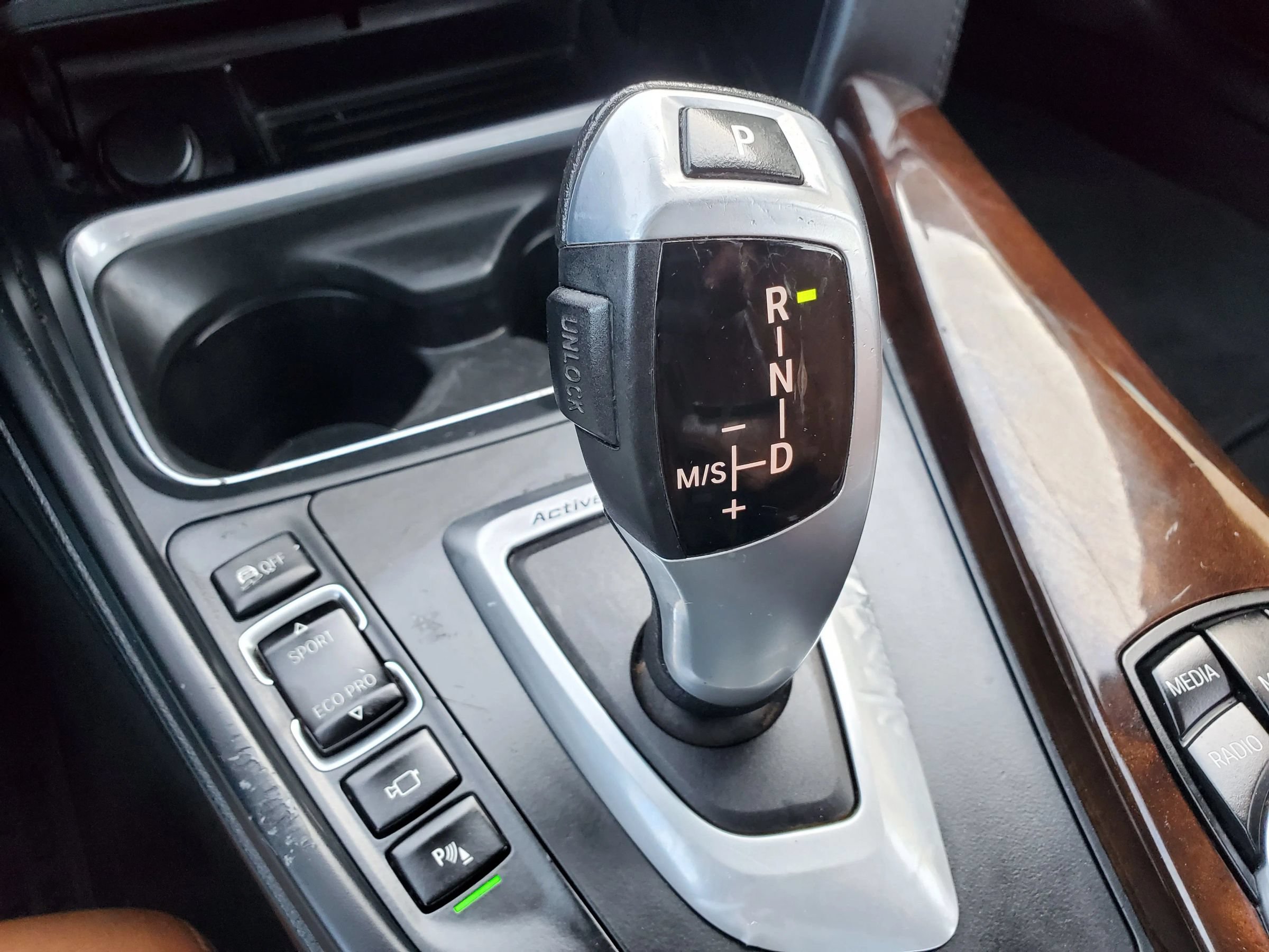 Used 2015 BMW ActiveHybrid 3 w/ Technology Package RWD image 56